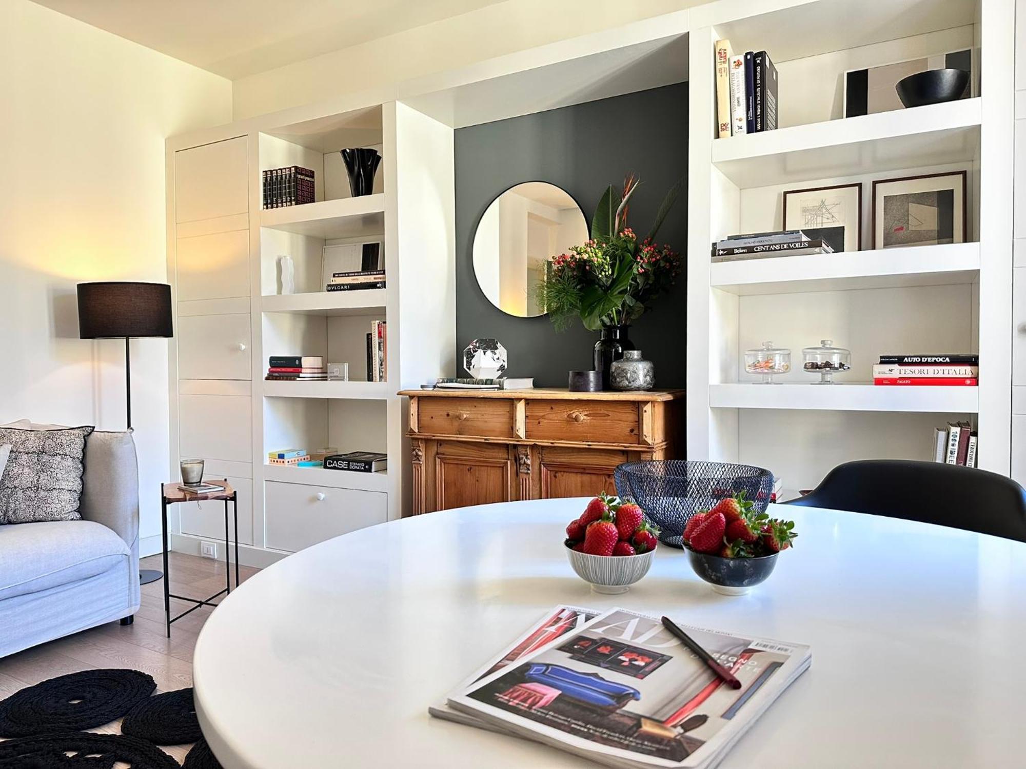 Lily Pads -Elegant Apartment- In The City Center Milan Bagian luar foto