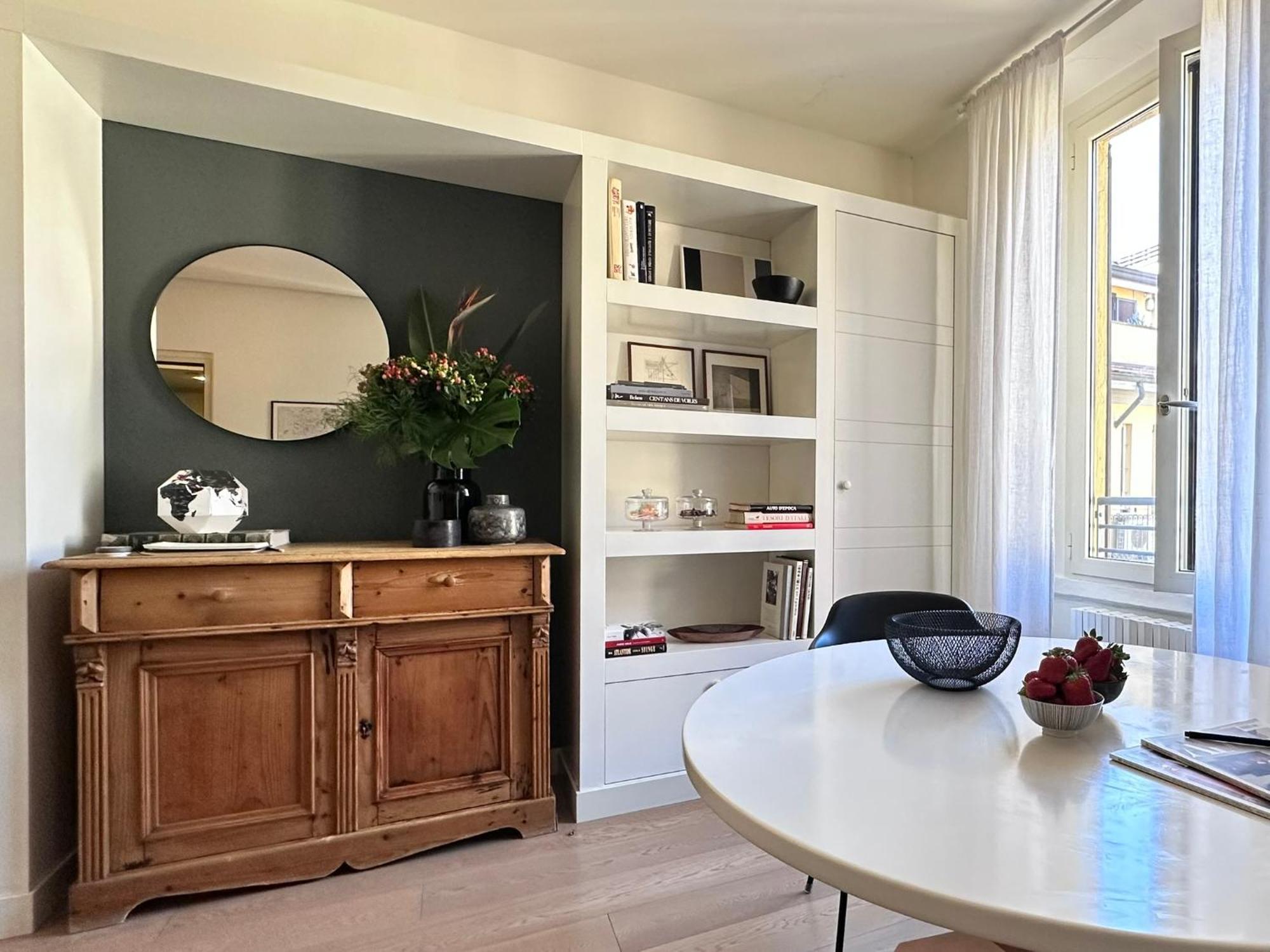 Lily Pads -Elegant Apartment- In The City Center Milan Bagian luar foto